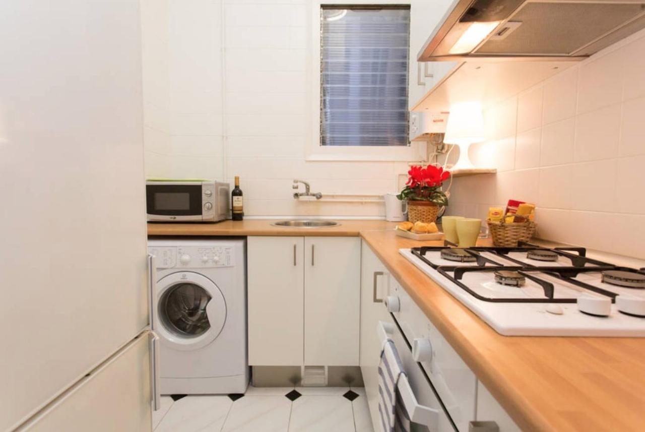 Priority Fira Apartments برشلونة المظهر الخارجي الصورة