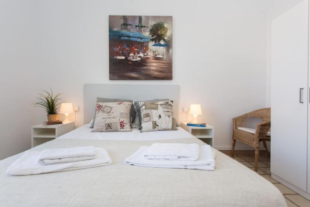 Priority Fira Apartments برشلونة المظهر الخارجي الصورة