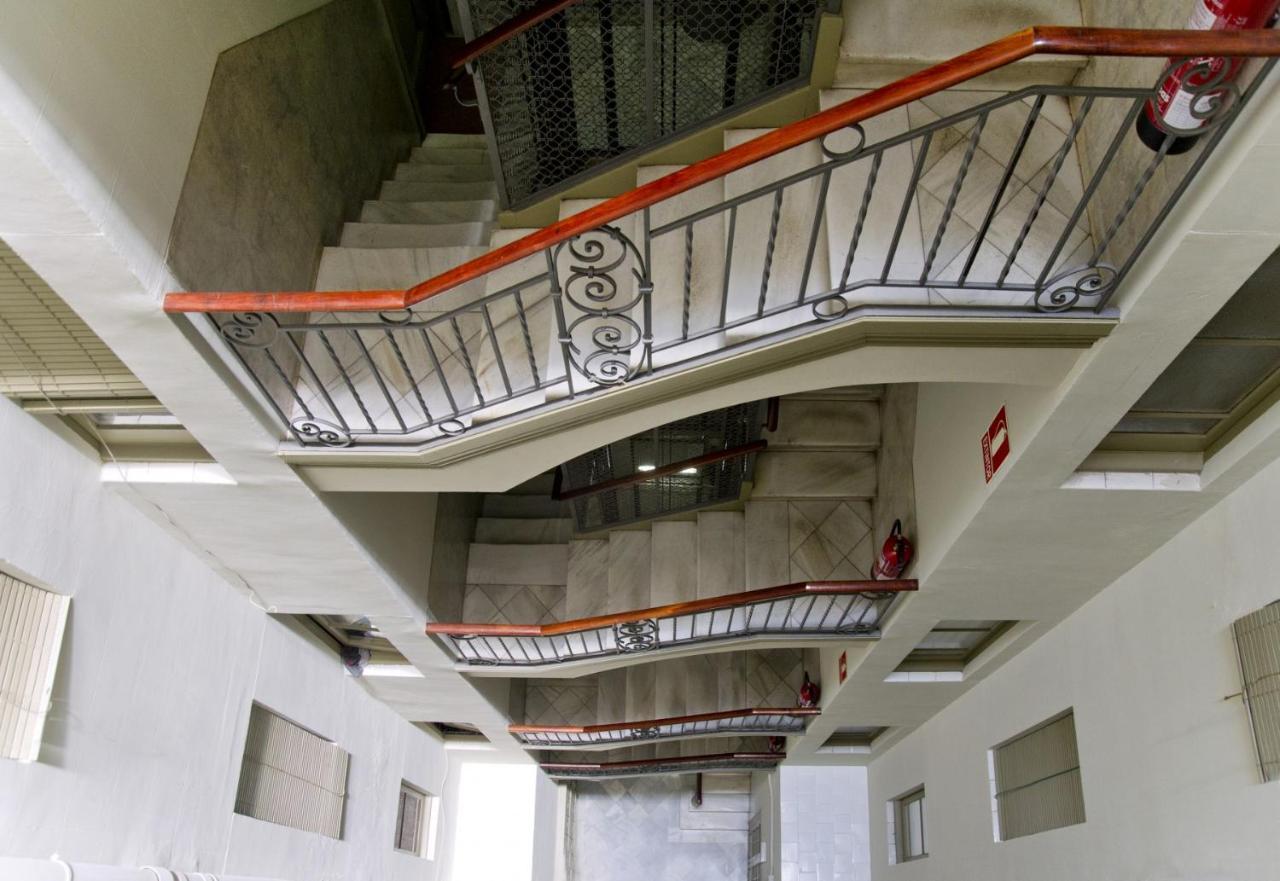 Priority Fira Apartments برشلونة المظهر الخارجي الصورة